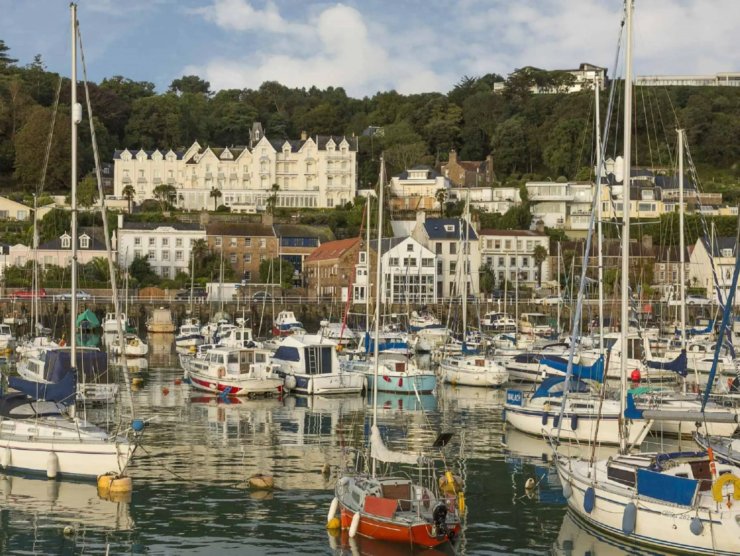 Photo - Somerville Hotel