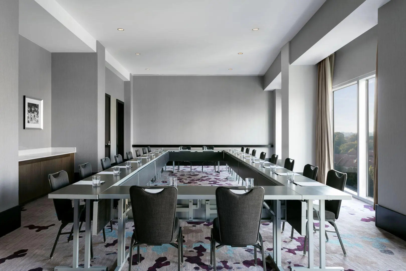 Photo - Loews Atlanta Hotel