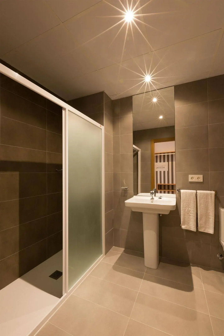 Photo - IRAIPE Pamplona Hostal Auto Check-in