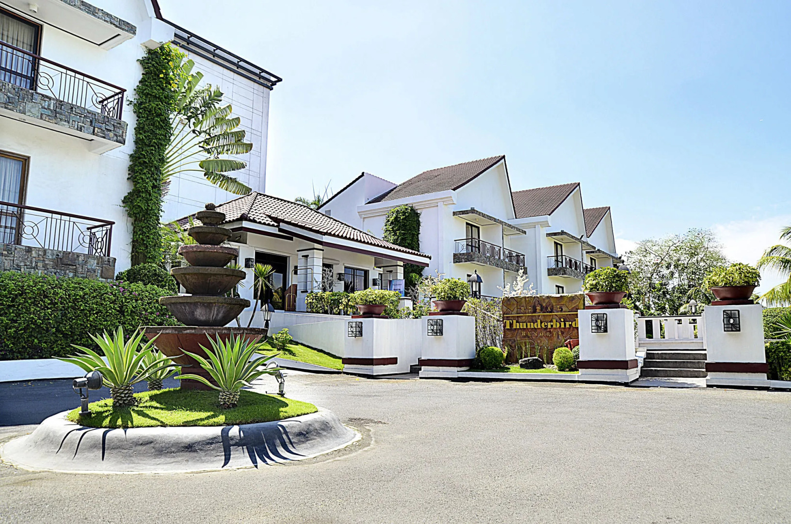 Photo - Thunderbird Resorts - Rizal