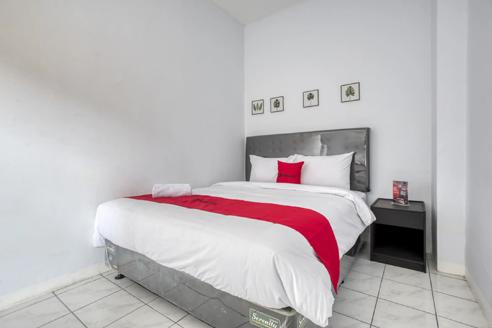 Photo - RedDoorz Plus near Jakarta Kota Station