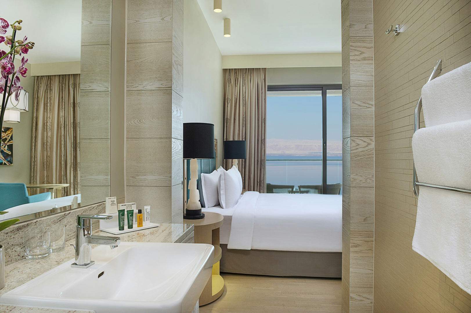 Photo - Hilton Dead Sea Resort & Spa