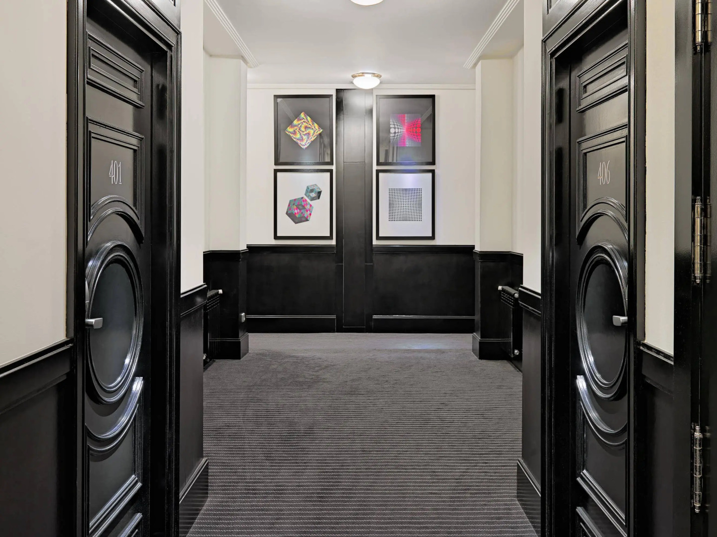 Photo - Boutique Hotel H10 Villa de la Reina