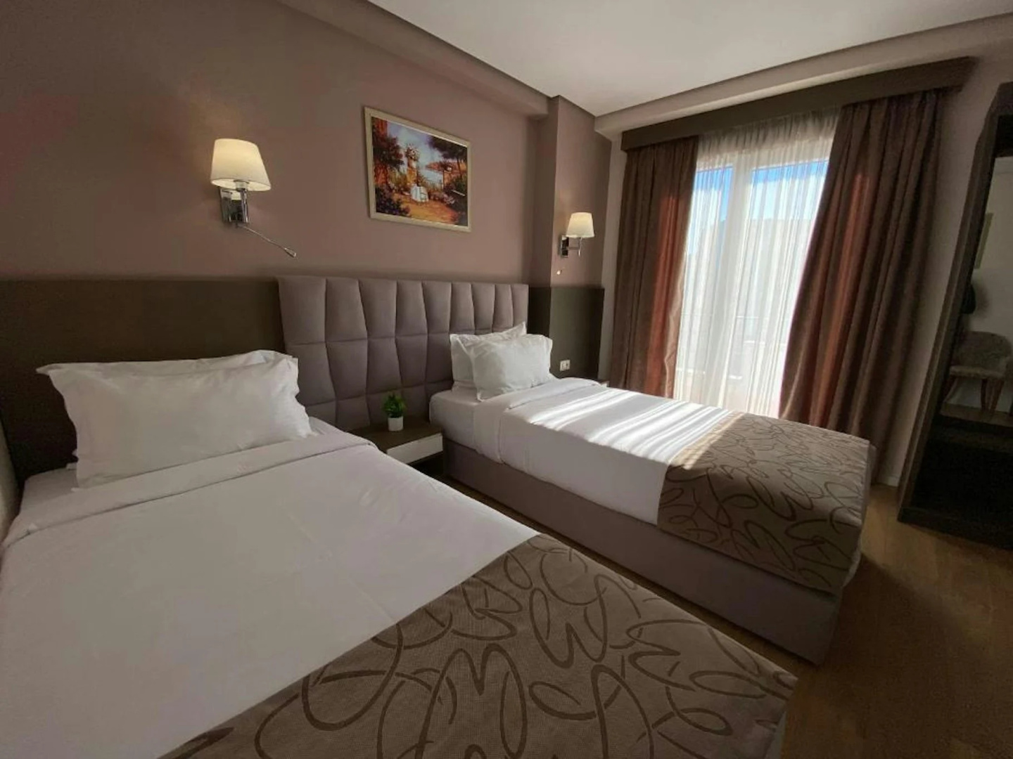 Photo - Doanesia Premium Hotel And Spa Tirana