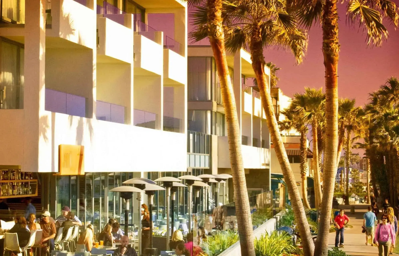 Foto - Tower 23 Hotel