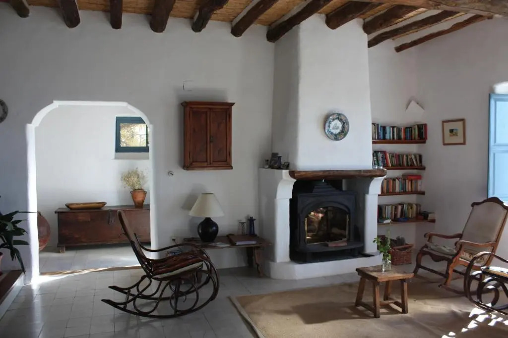 Photo - Las Chimeneas