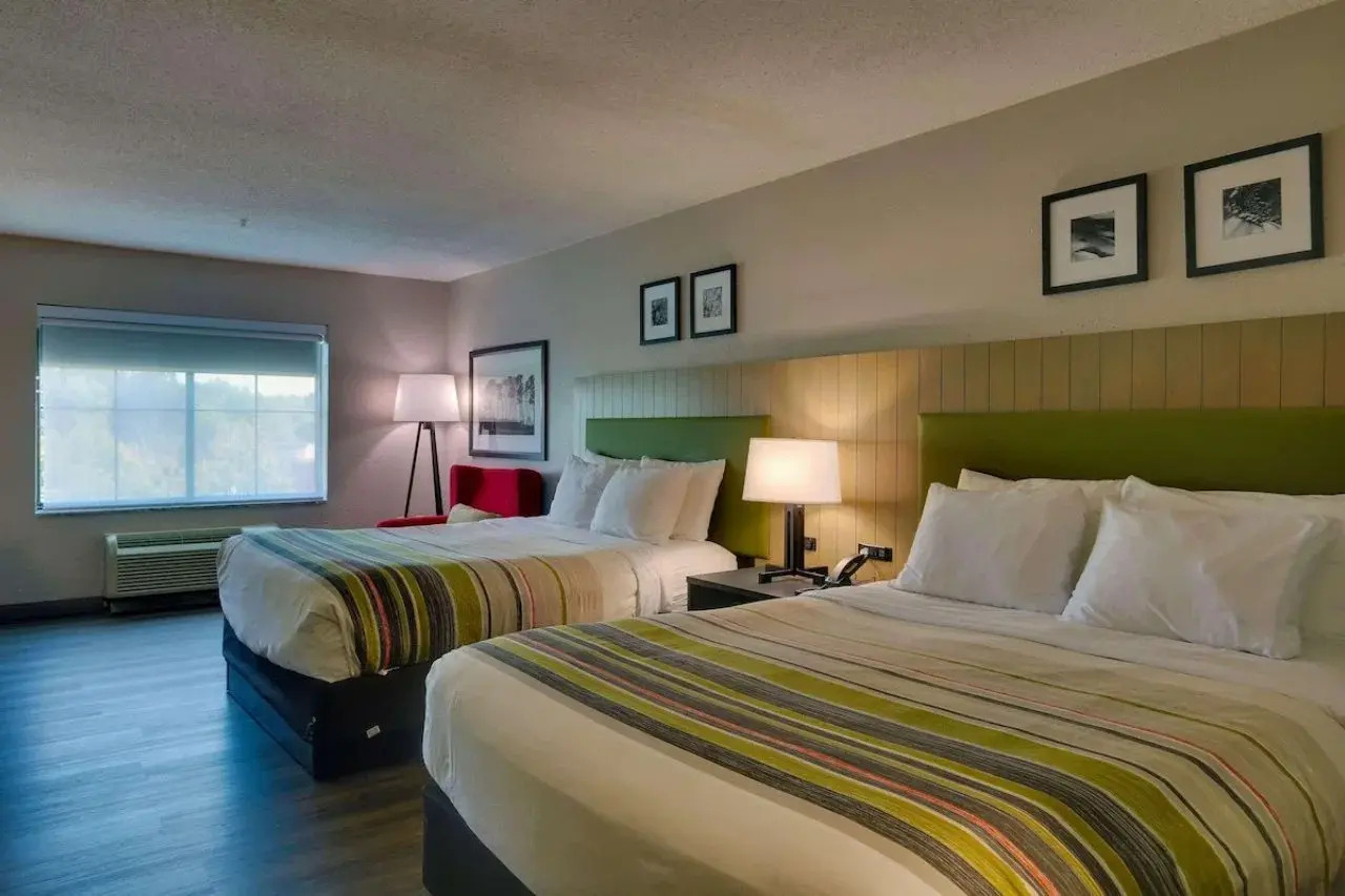 Photo - Country Inn & Suites by Radisson, Savannah Southside