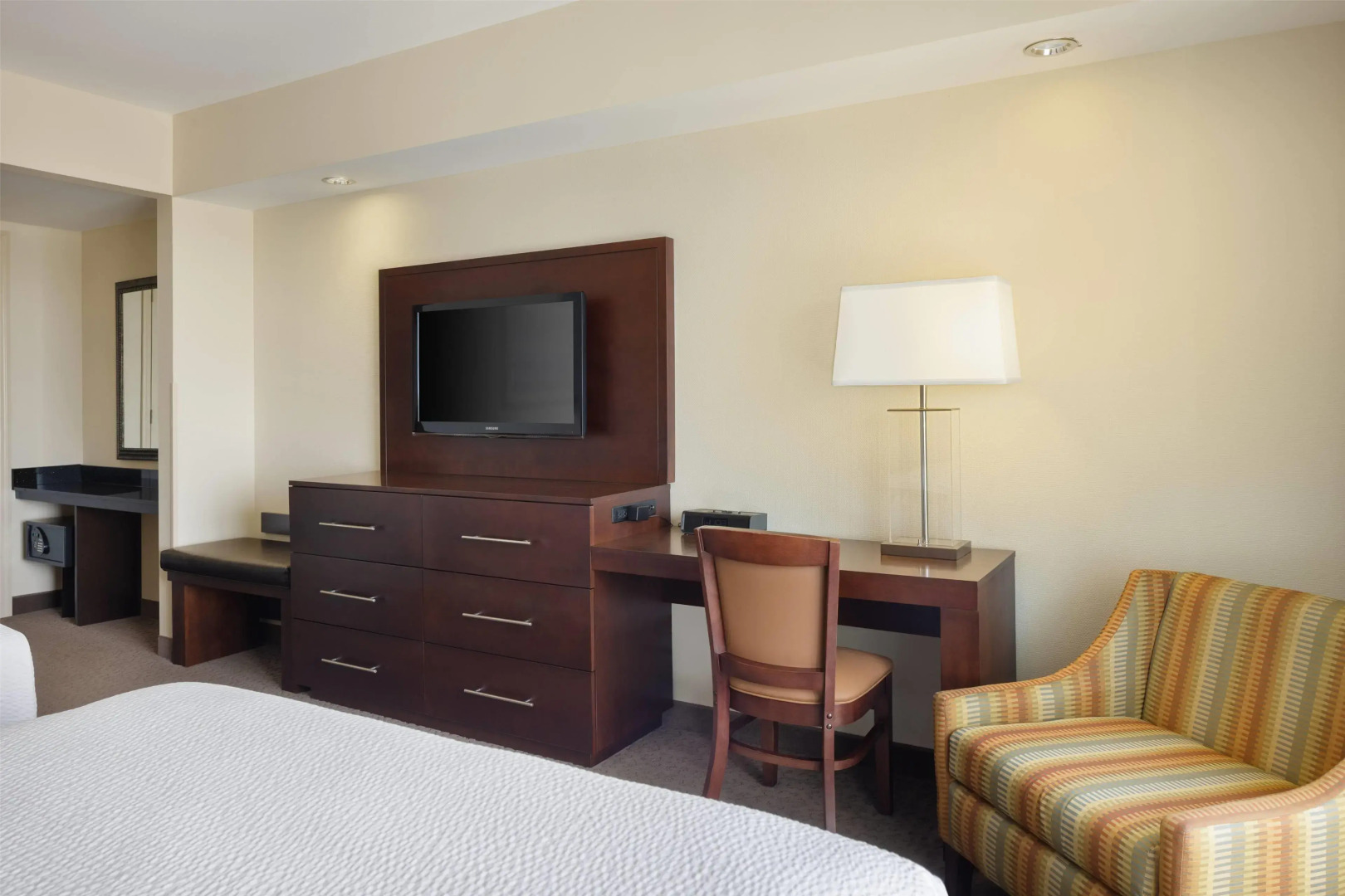 Foto - Ramada Plaza by Wyndham Orlando Resort & Suites Intl Drive - Newly Renovated!