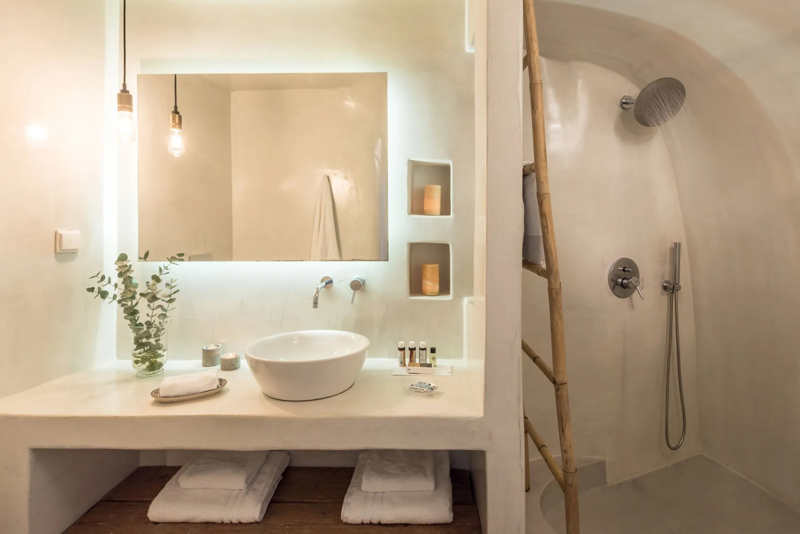 Photo - Cocoon Suites