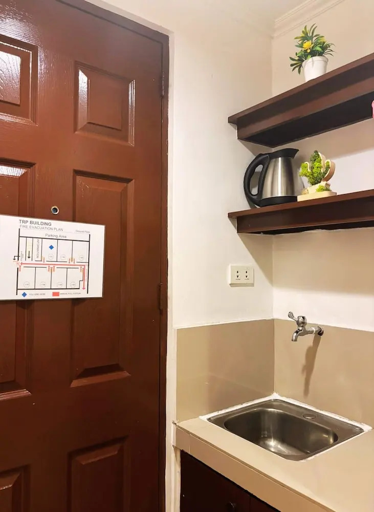 Foto - Super OYO 856 City Stay Inns Slex Makati