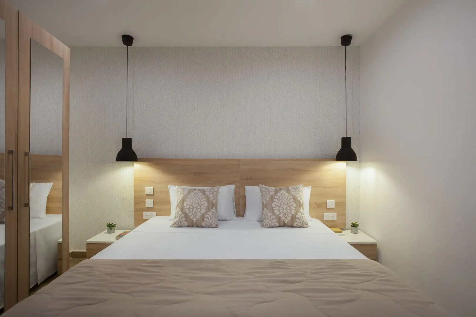 Foto - Plaza Regency Hotels