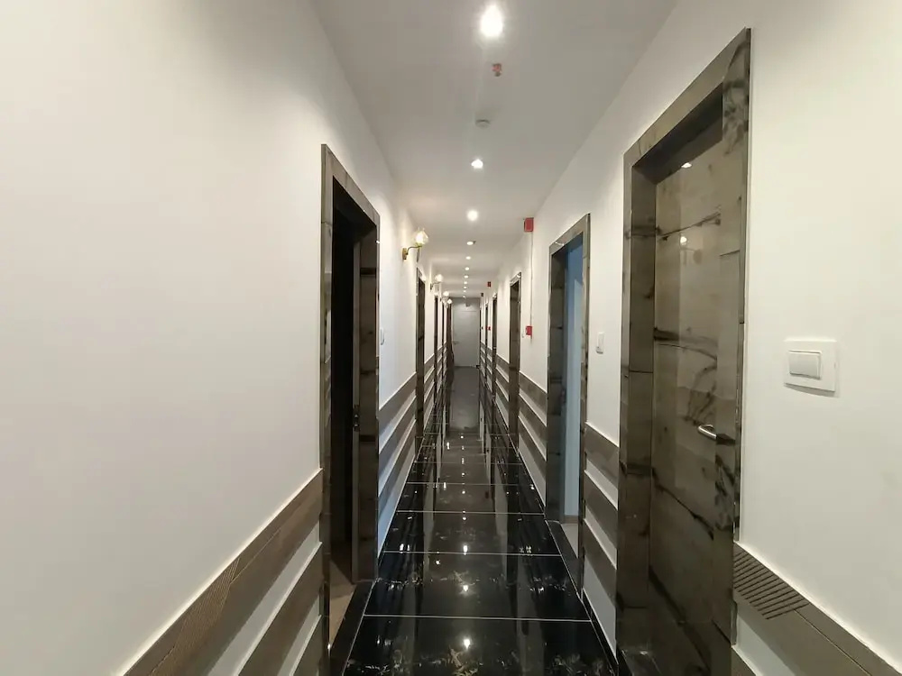 Foto - Hotel Beverly Palace Santacruz - Near BKC - Mumbai Airport T1