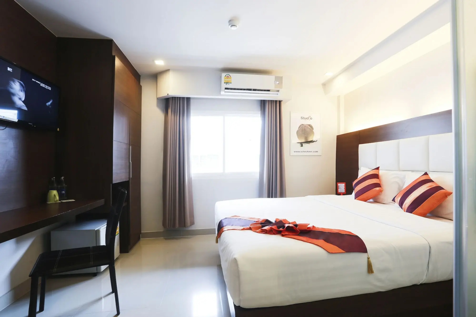 Photo - iCheck inn Nana by Aspira