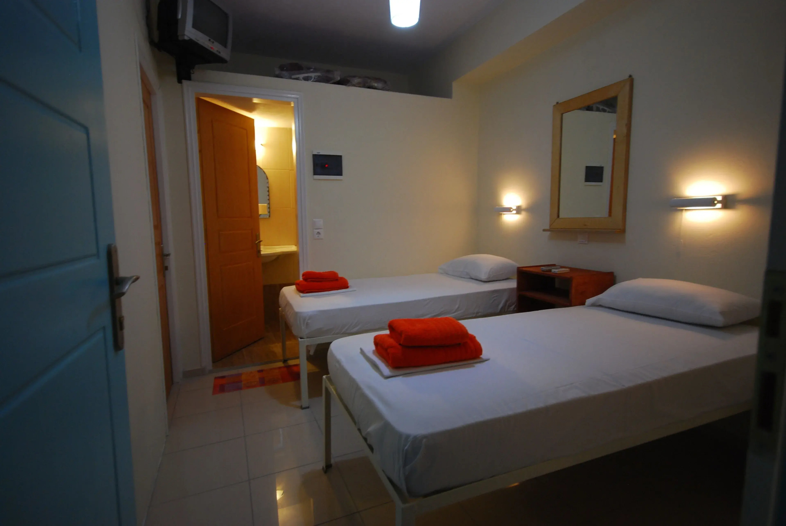 Photo - Santorini Camping/Rooms