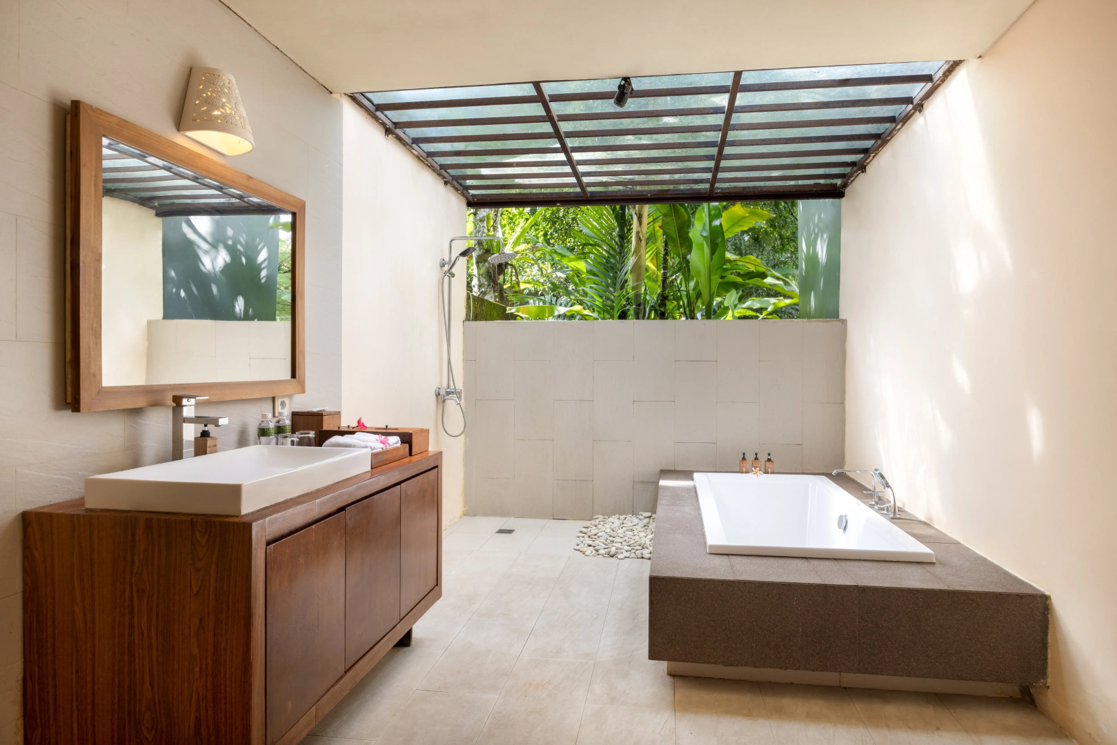 Photo - Senetan Villas and Spa Resort