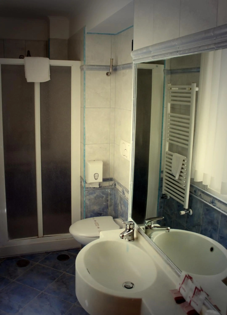 Photo - Hotel Louisiana