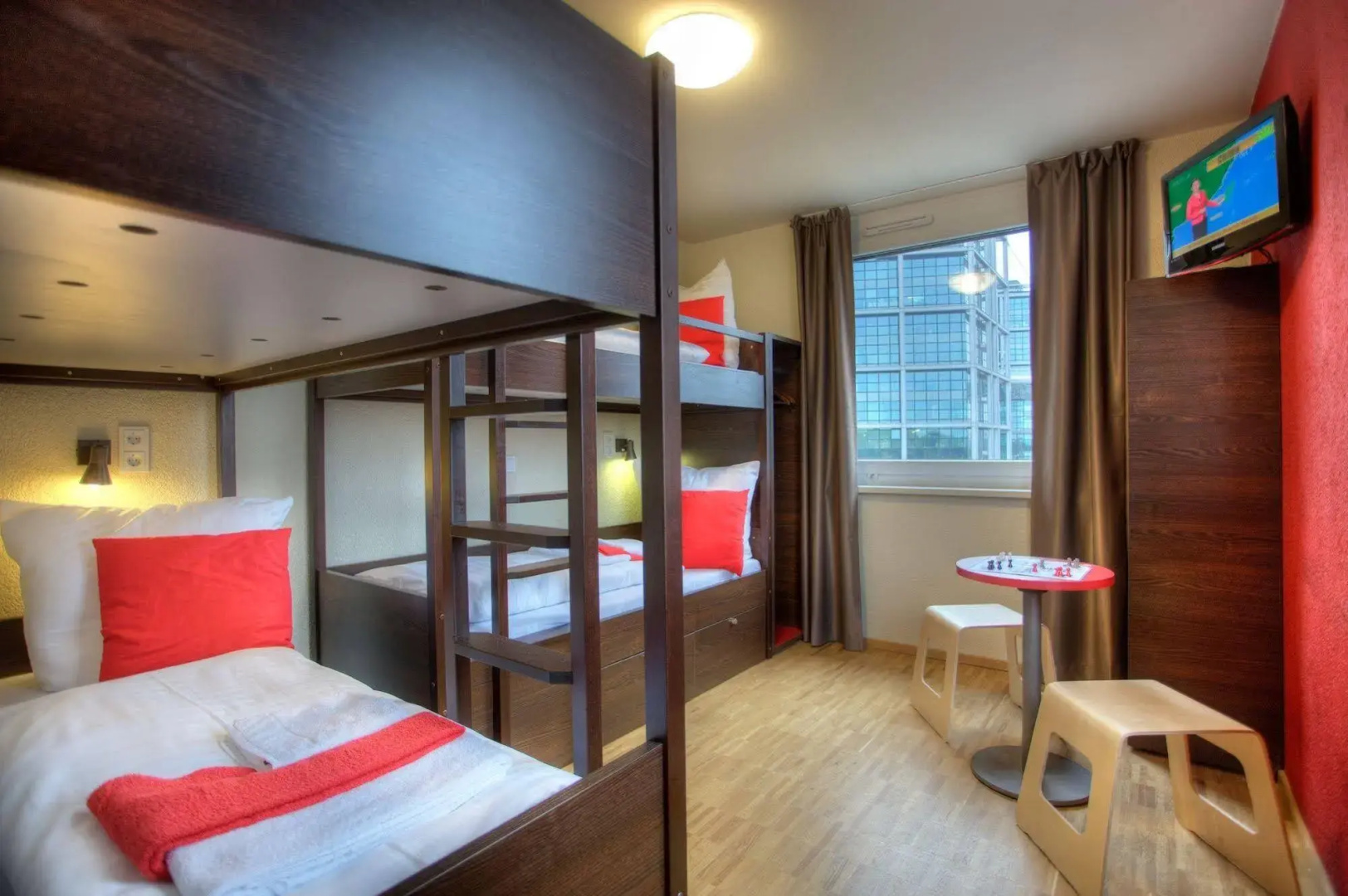 Photo - MEININGER Hotel Berlin Hauptbahnhof