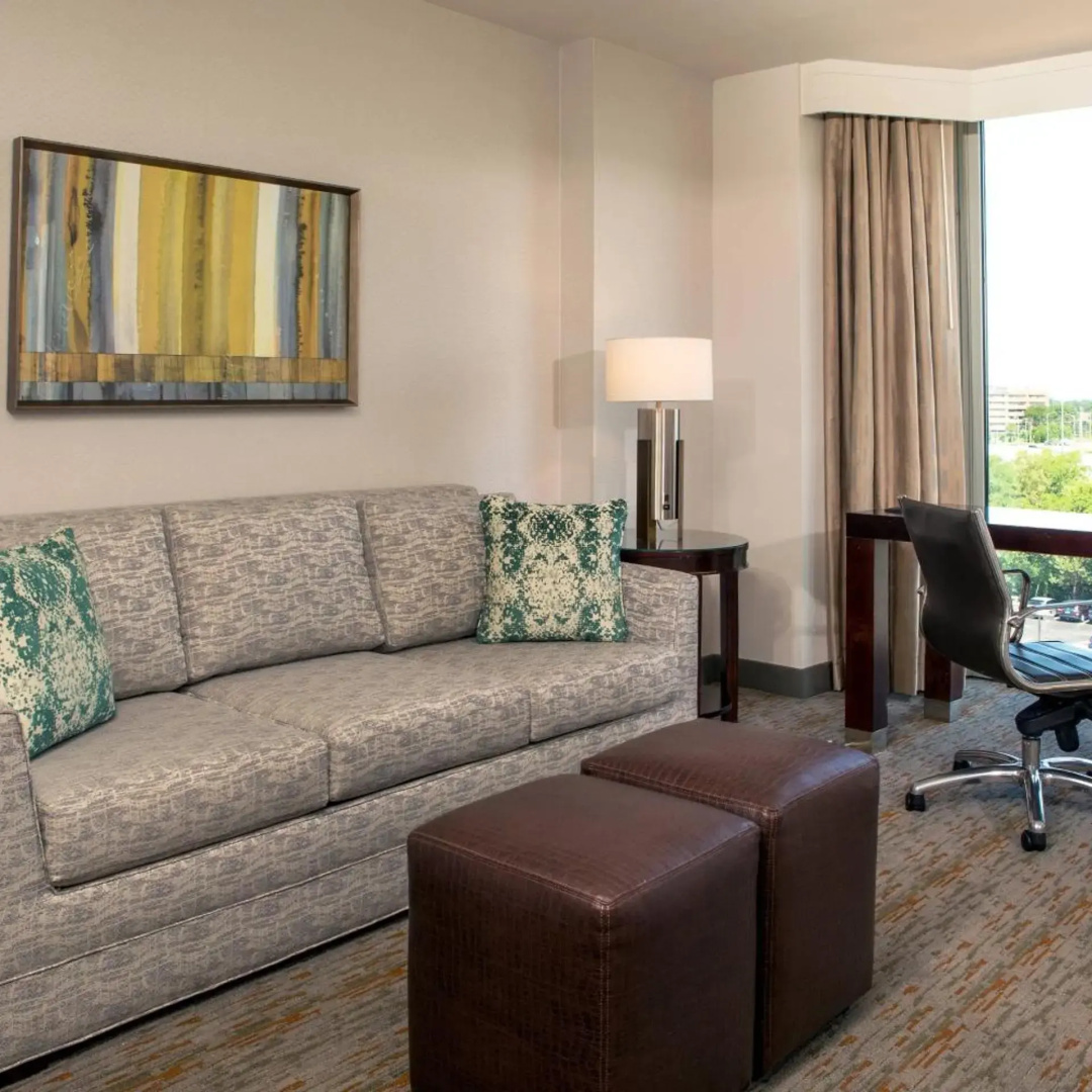 Photo - Sheraton Suites Chicago Elk Grove