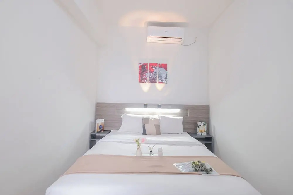 Well Designed and Warm 2BR Apartment at Vittoria Residence