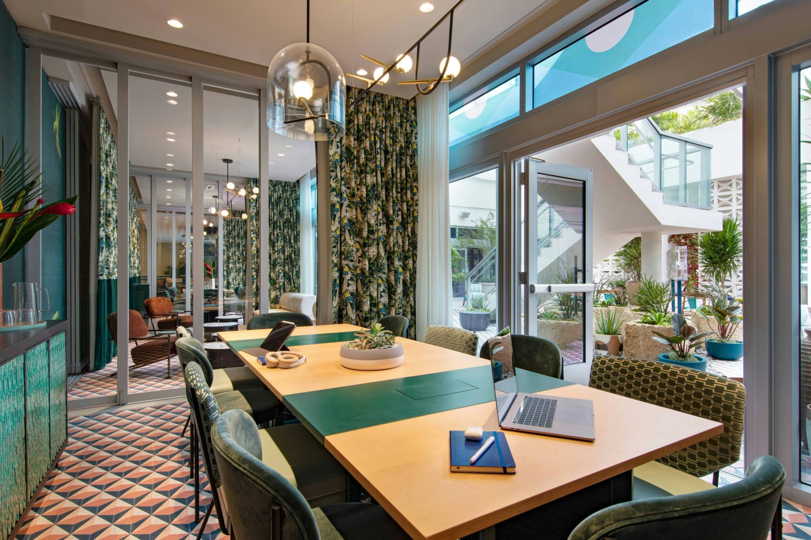 Photo - Moxy Miami South Beach