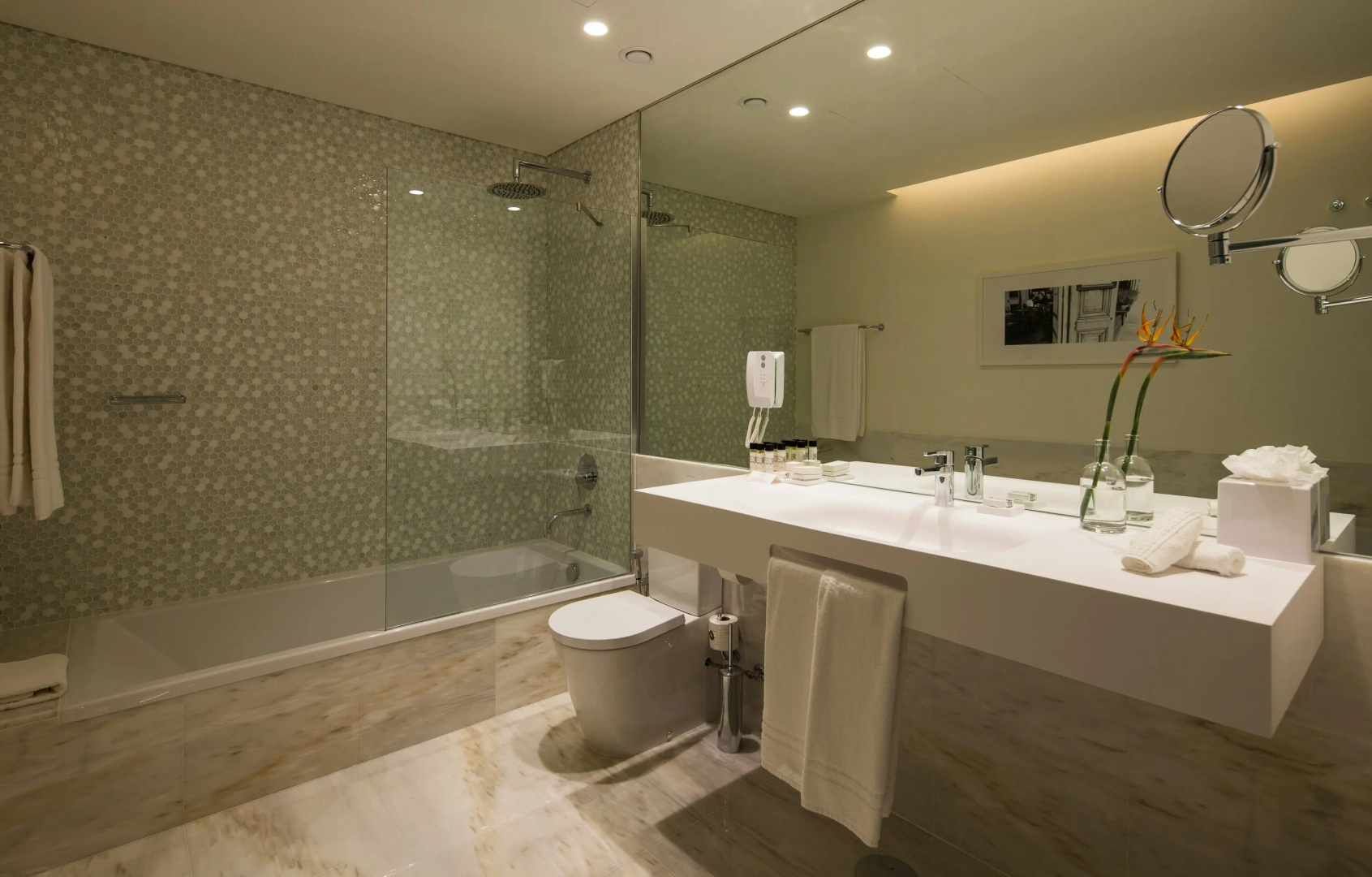 Photo - Pestana Porto - A Brasileira, City Center & Heritage Building