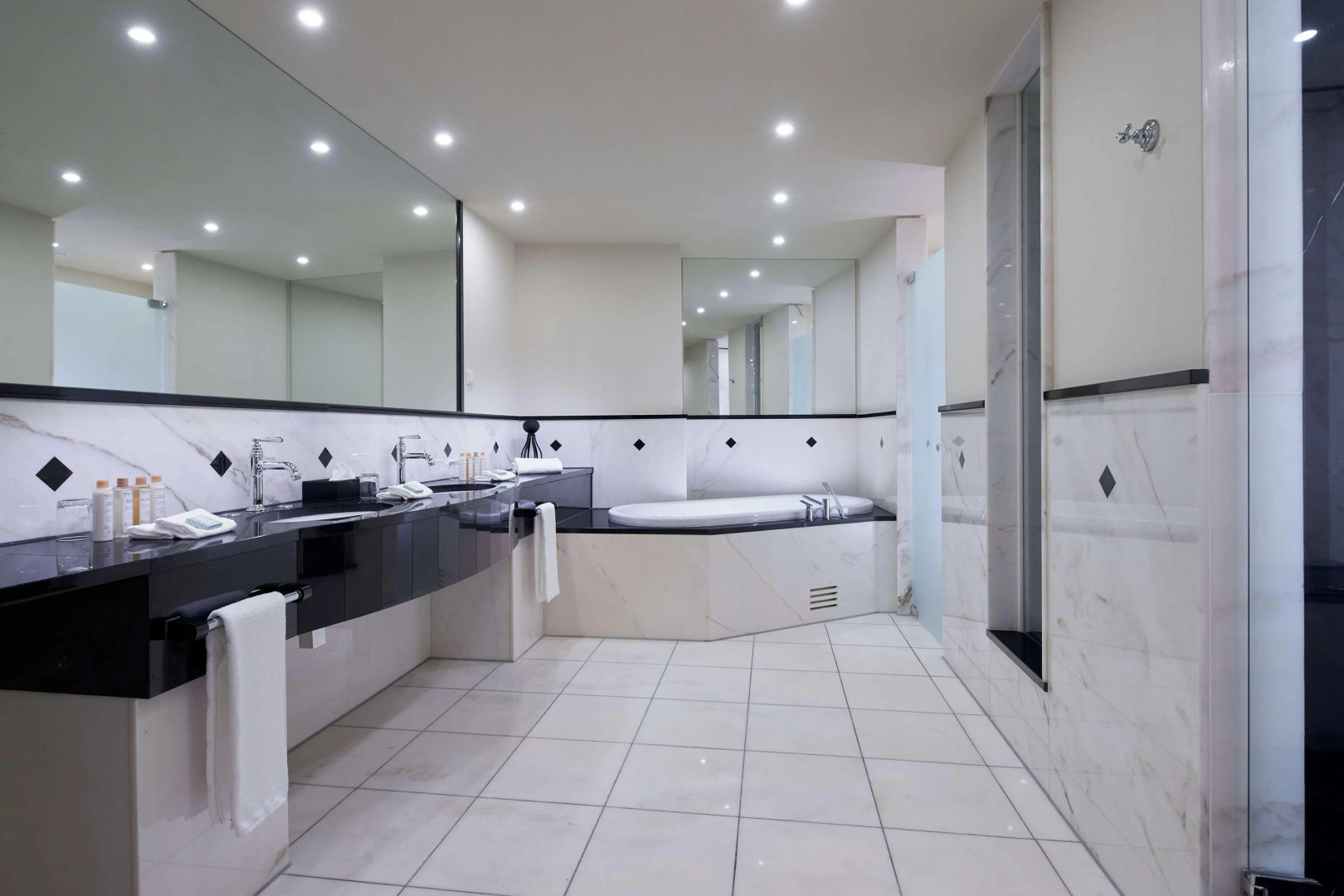 Photo - Wasserturm Hotel Cologne, Curio Collection by Hilton