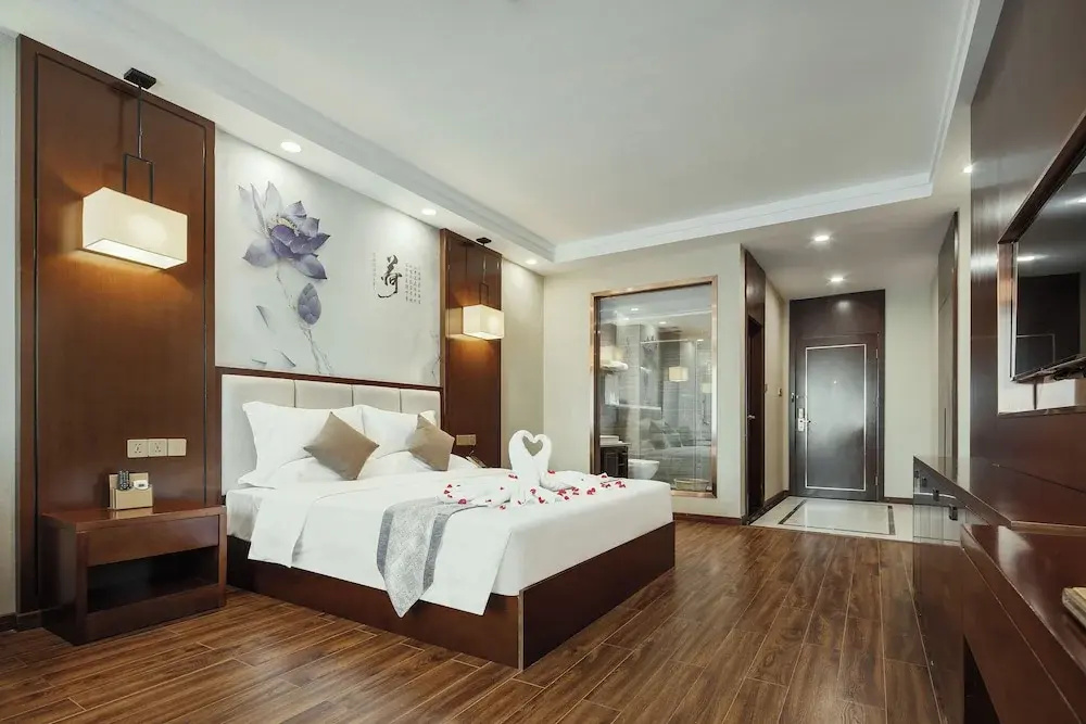 Photo - Rose Garden International Hotel