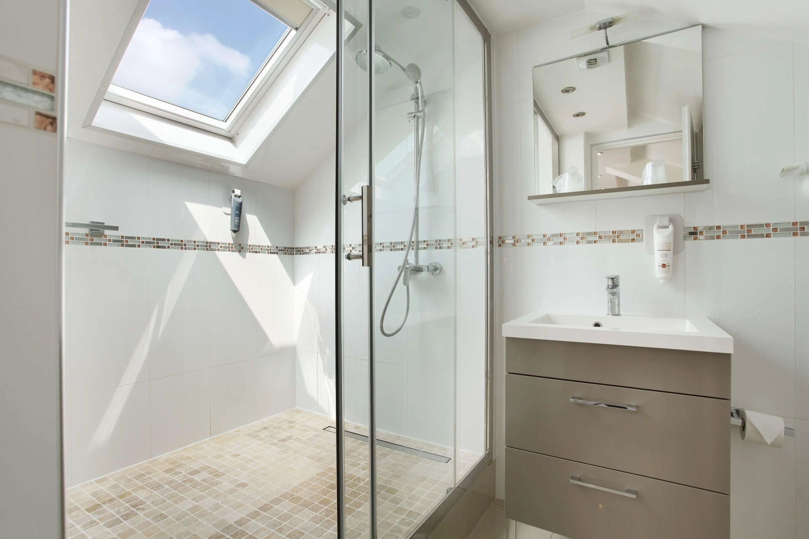 Foto - Hotel Apolonia Paris Mouffetard, Sure Hotel Collection by Best Western