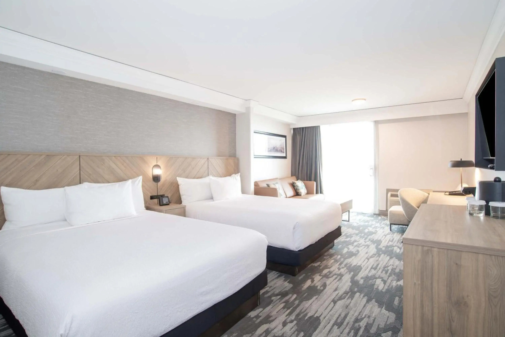 Foto - Sandman Signature Toronto Airport Hotel