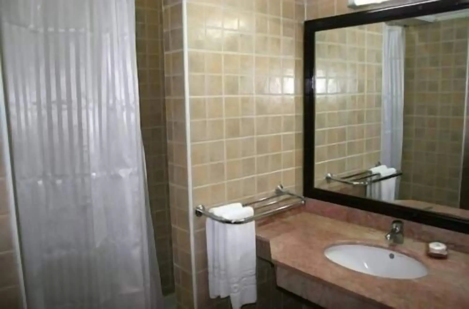 Photo - Intouriste Hôtel & Suites