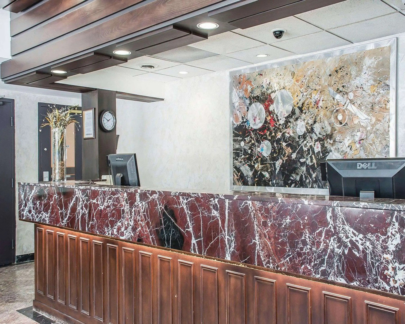 Photo - Quality Hotel Fallsview Cascade