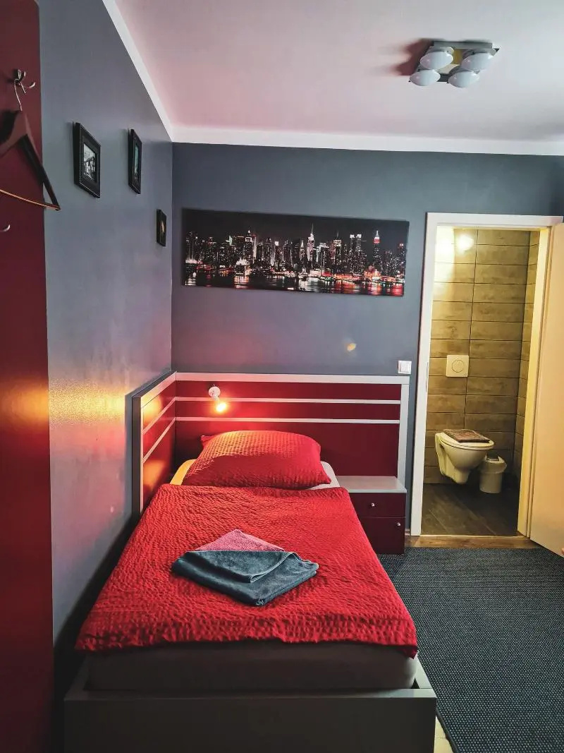 Photo - Hotel 108