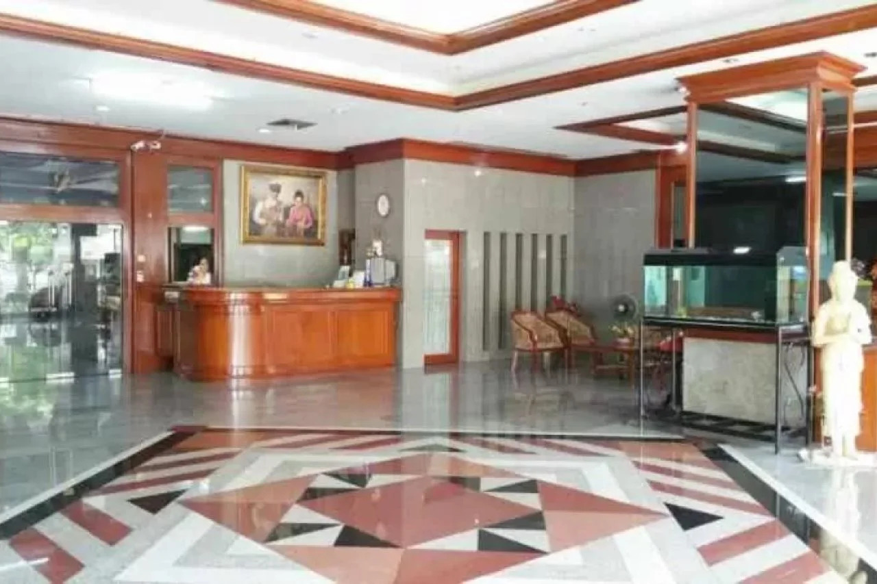 Photo - Poonchock Mansion