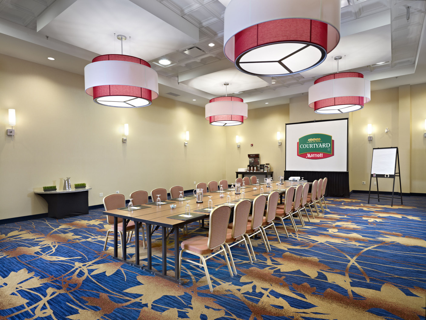Photo - Courtyard by Marriott Edmonton West