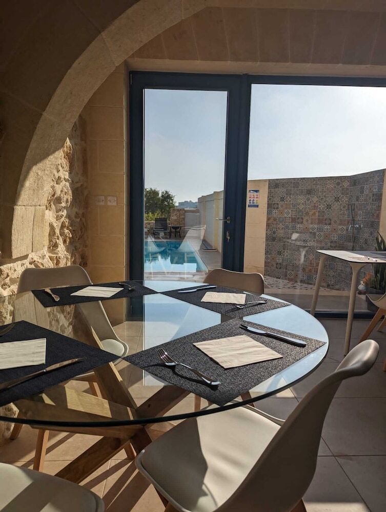 Foto - Sea Holly Gozo