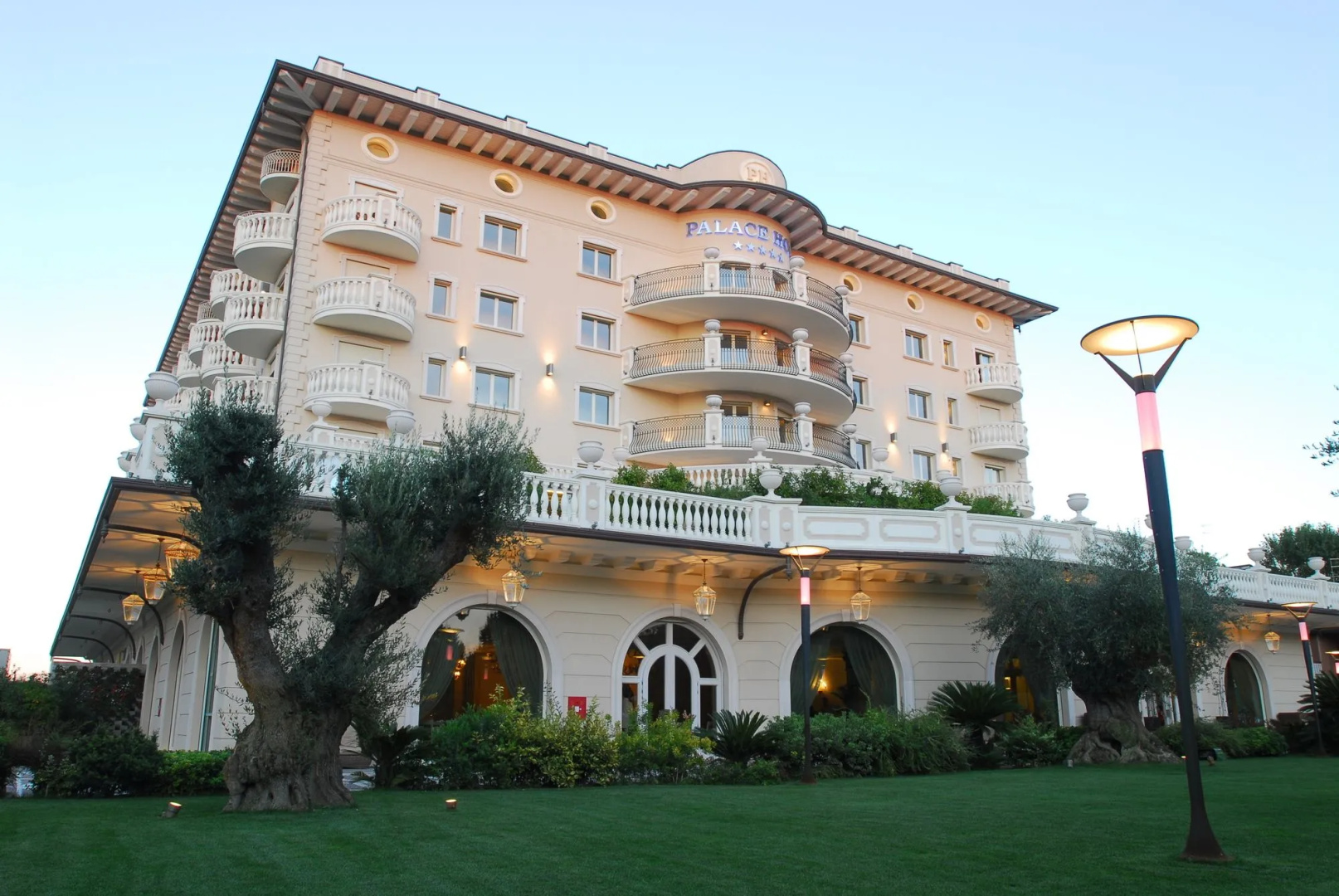 Photo - Hotel Palace