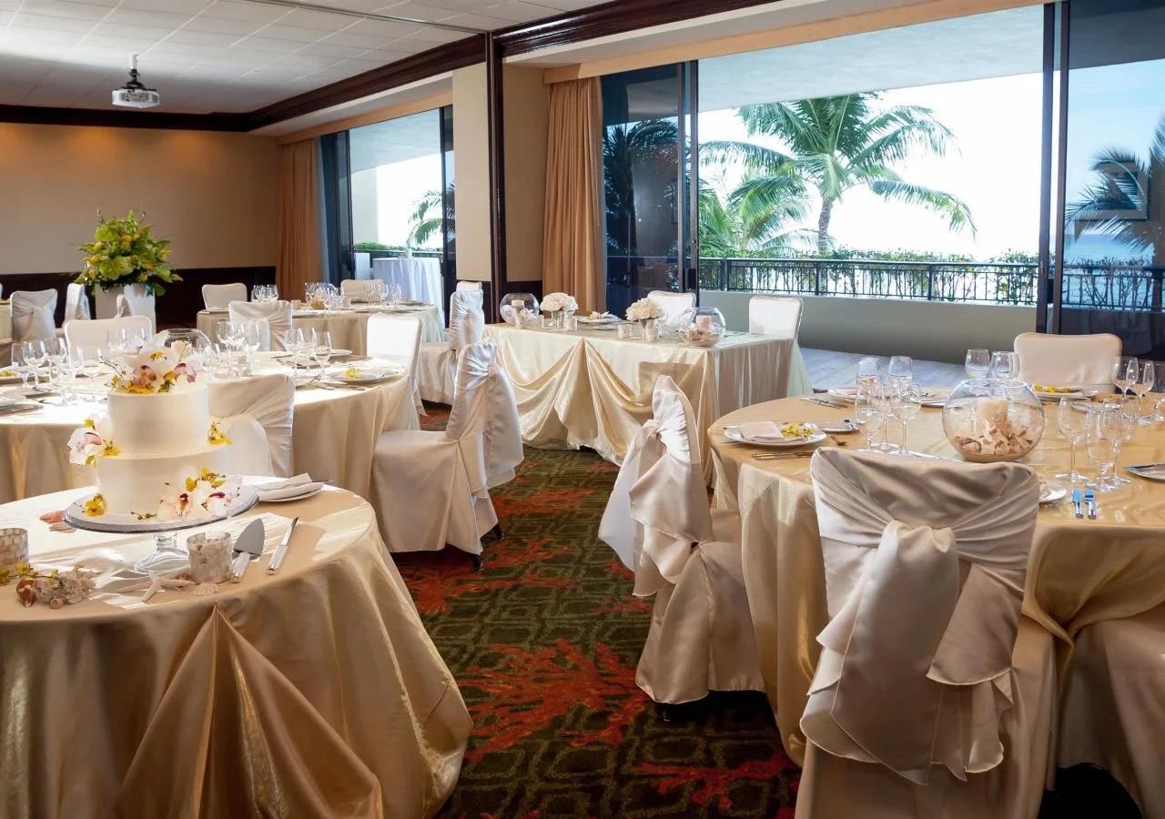 Photo - Sheraton Waikiki Beach Resort