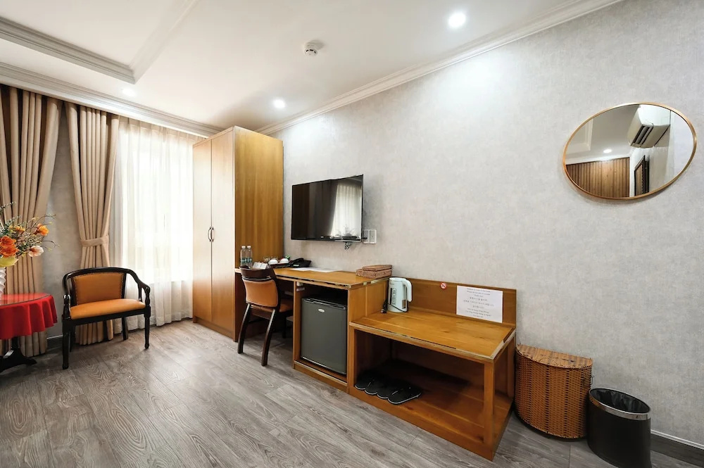 Photo - The River Park Hotel