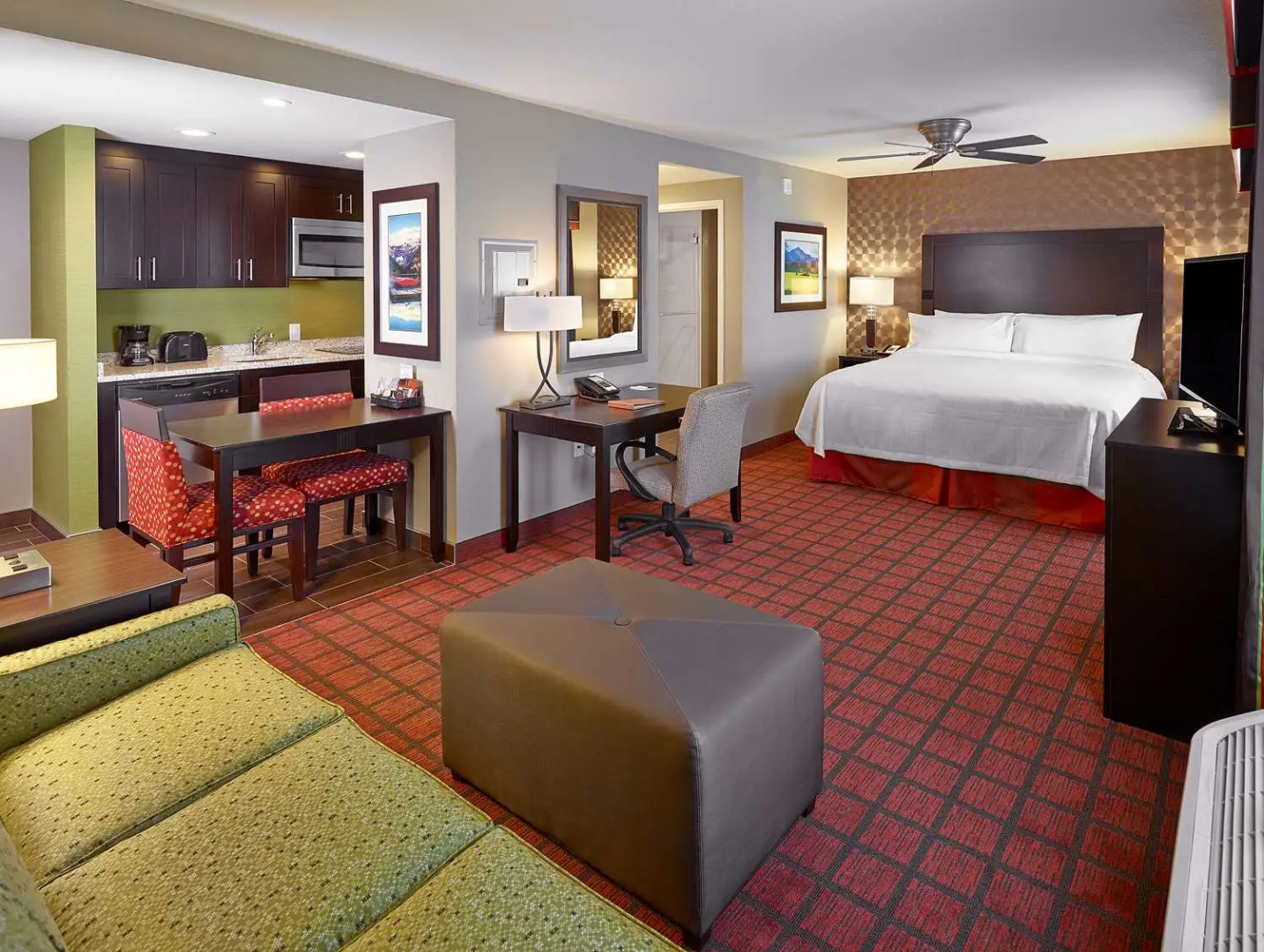 Photo - Homewood Suites by Hilton Calgary-Airport, Alberta, Canada