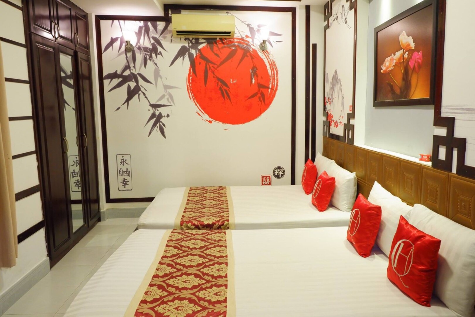 Photo - Quỳnh Hương Hotel SG - by BAY LUXURY