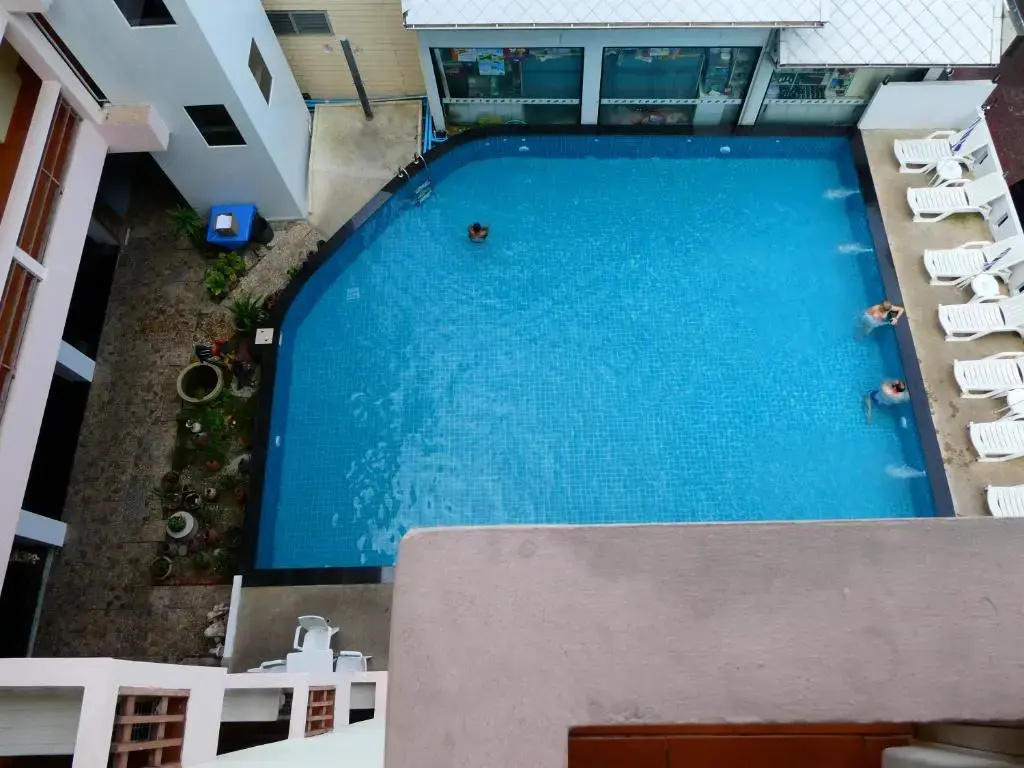 Photo - MANGO Lagoon Place