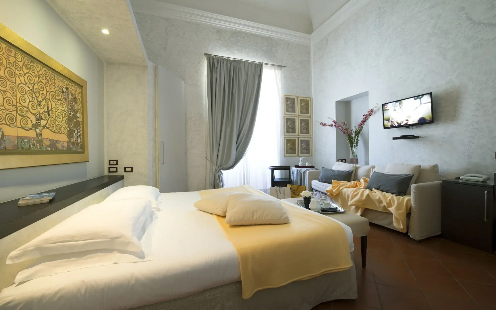 Photo - Hotel De La Pace, Sure Hotel Collection by Best Western