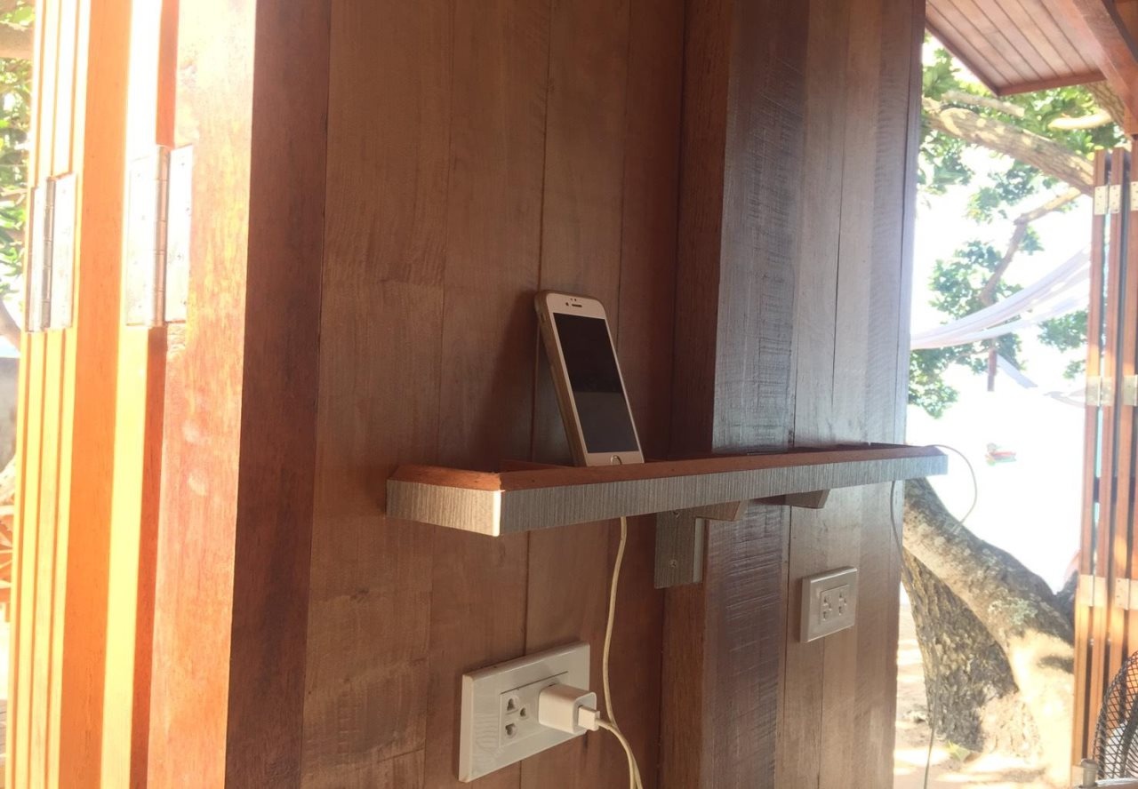 Sairee Hut Resort