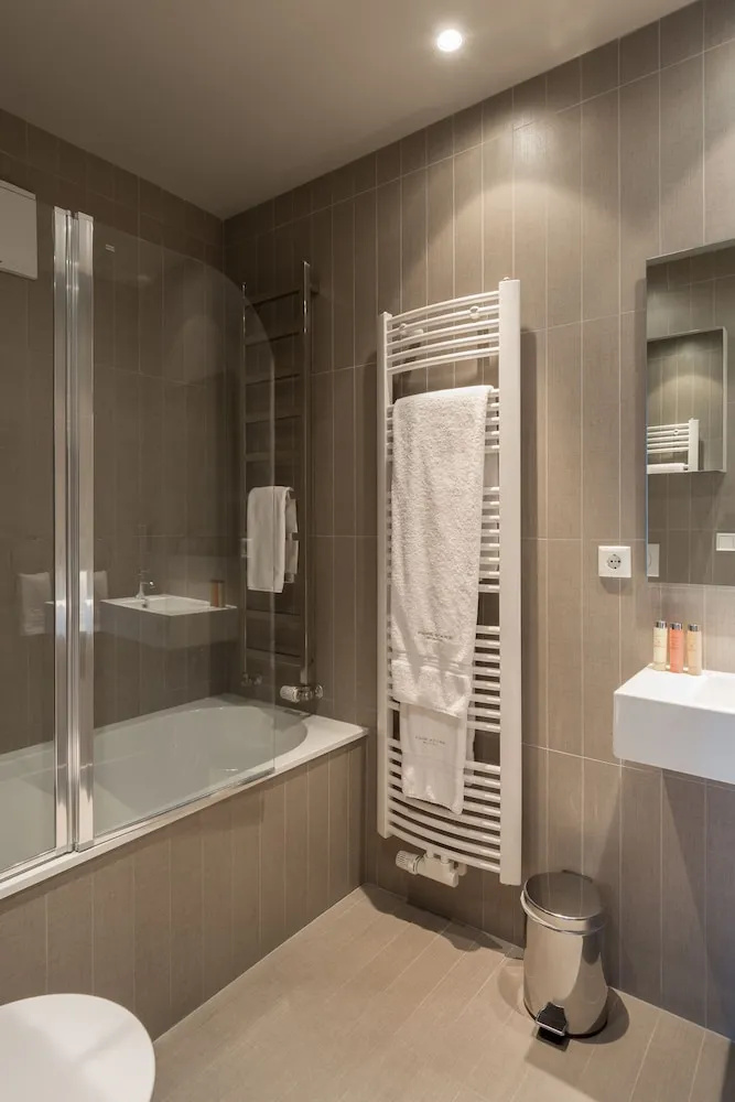 Photo - Four Stars Aparthotel