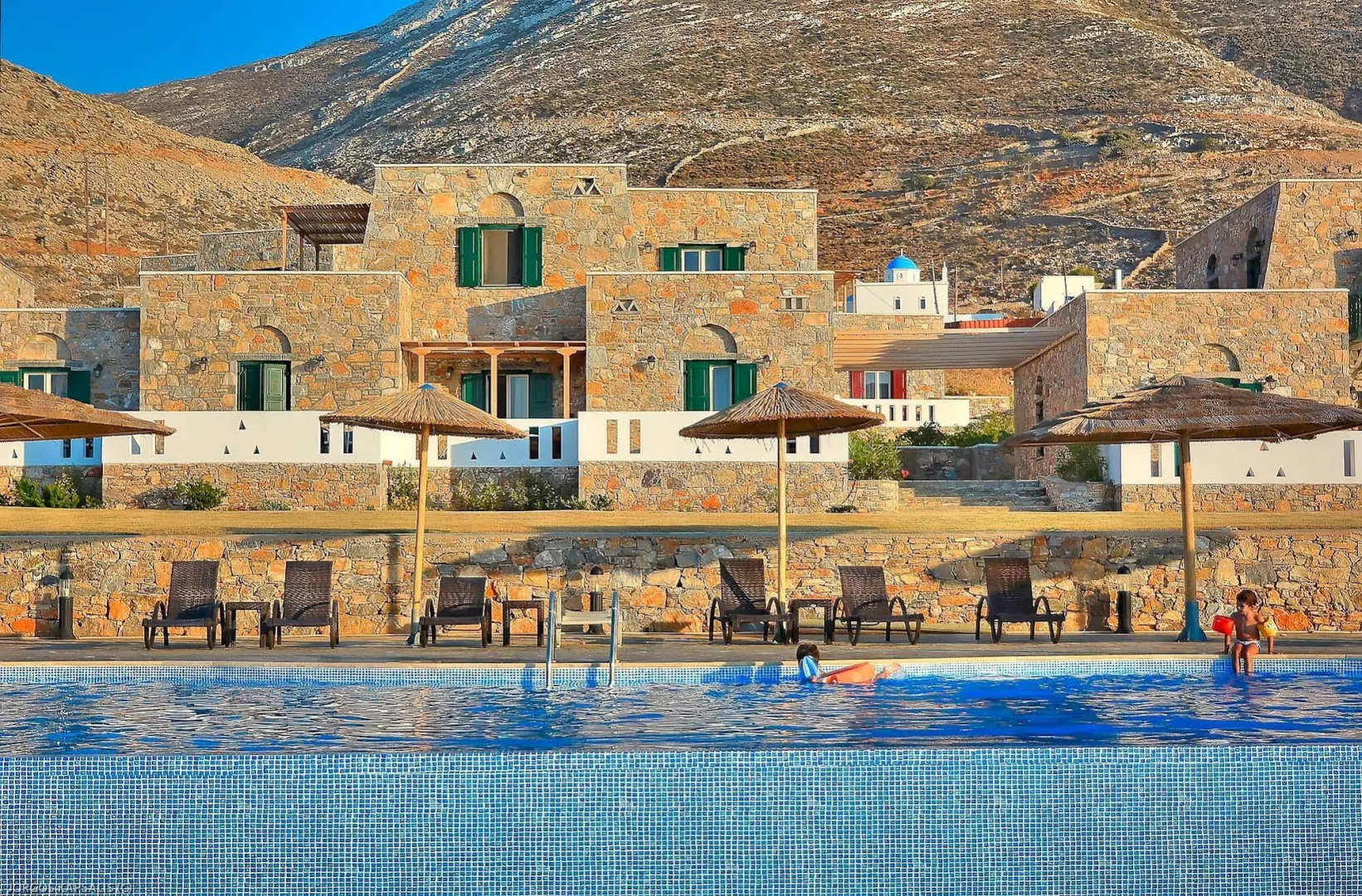 Aqua Petra Hotel