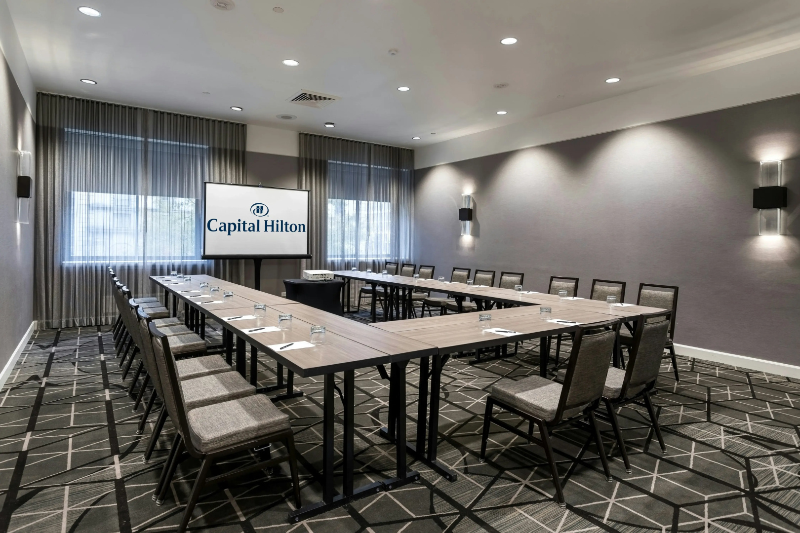 Photo - Capital Hilton