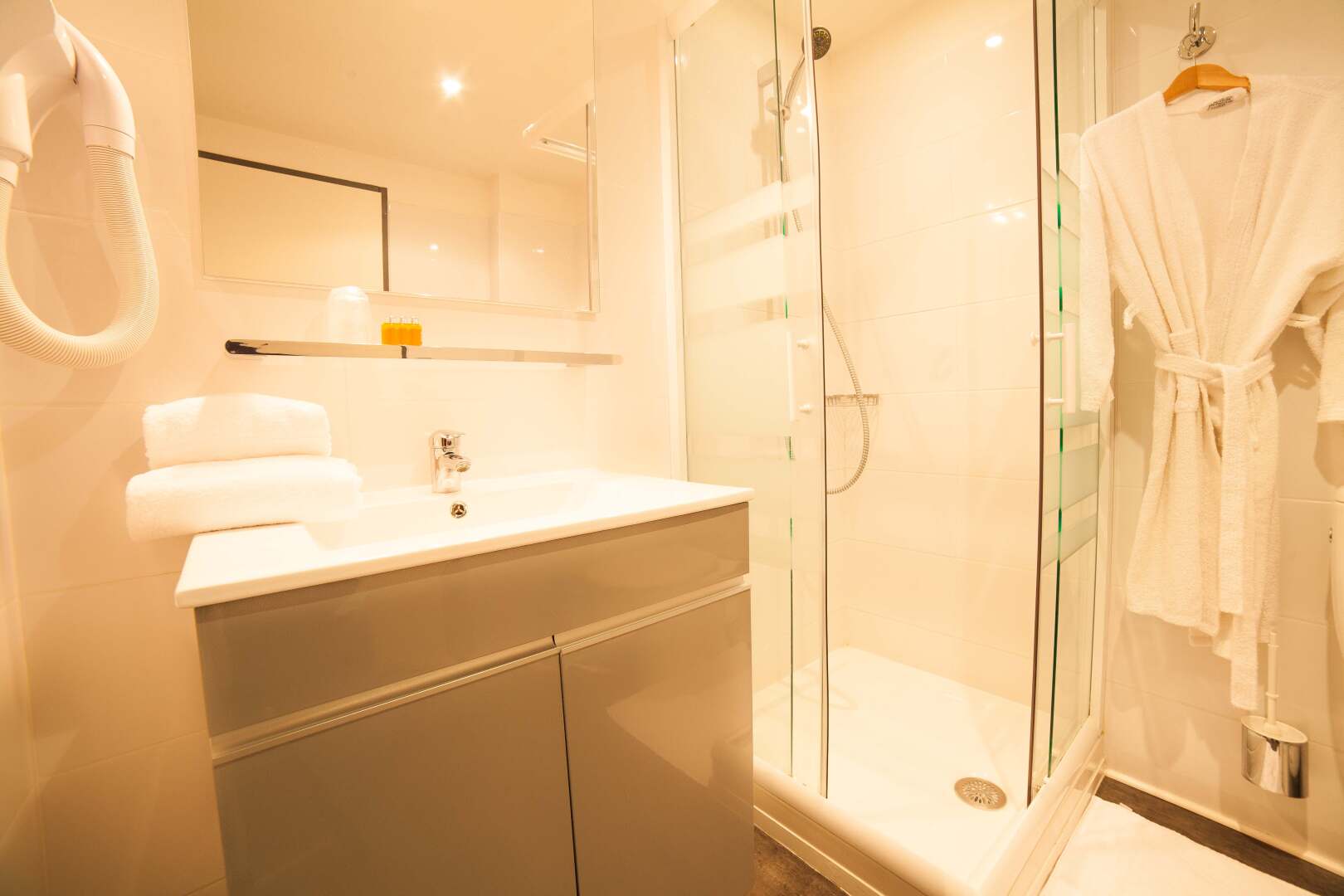 Foto - The Originals City, Hôtel Les Dômes, Perpignan Sud Saleilles