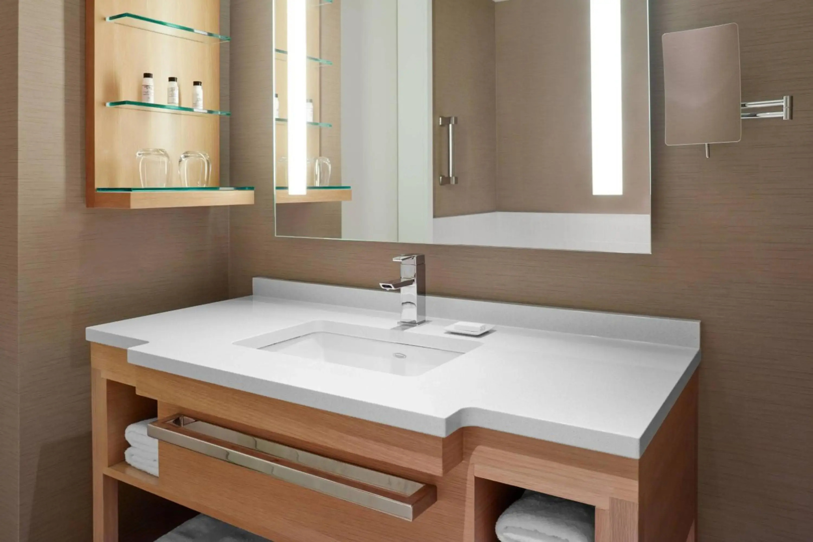 Photo - Delta Hotels by Marriott Toronto