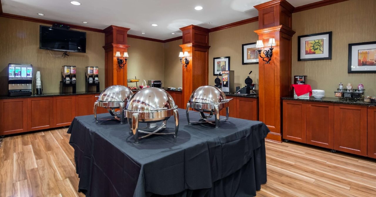 Photo - Best Western Mill River Manor
