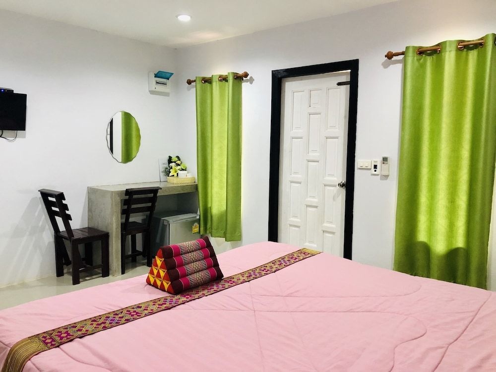 Kanyaphat Gardenview Resort